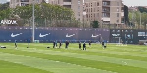 【龙八国际】亲自督军！拉波尔塔今天到巴萨训练场，观看球队欧冠赛前训练