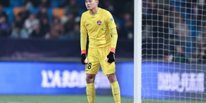 【龙八国际】程月磊9次扑救，刷新个人本赛季单场中超联赛扑救次数纪录