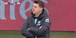 【龙八国际】弟媳摊手波帅人麻！切尔西最后1攻：6人抢点穆德里克任意球出底线