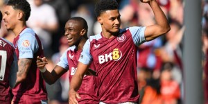 【龙八国际】沃特金斯暗示留队：下个赛季无论是个人还是球队表现都会更好