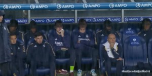 【龙八国际】镜头横扫过去，画面极其炸裂！轮换时替补席的皇马，坐着好几个亿