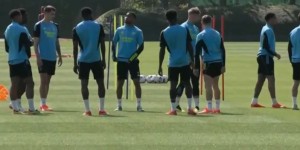 【龙八国际】天空体育：富安健洋缺席阿森纳今日训练，枪手下轮将客战曼联