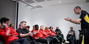 【龙八国际】意天空：意大利教练班到尤文培训两天，阿莱格里给皮耶罗等人上课