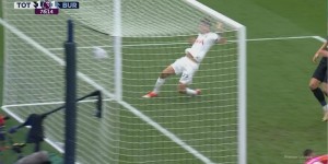 【龙八国际】这都不进啊！孙兴慜横扫门前，约翰逊近在咫尺空门踢呲！