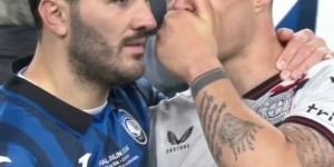 【龙八国际】在聊啥?欧联杯决赛后，前枪手球员科拉希纳茨和扎卡进行交流