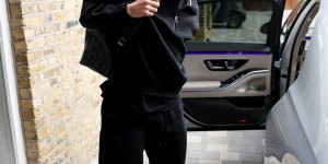 【龙八国际】英格兰队官方：梅努和福登前往训练营报到