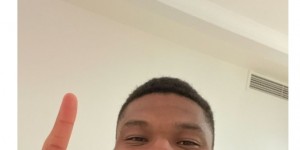 <?php the_title(); ?>