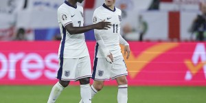 【龙八国际】萨卡：让我踢左后卫不是解决办法；但一切都取决于索斯盖特