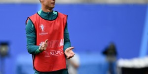 【龙八国际】名主持：C罗已经不是以前的C罗了，他不懂得急流勇退