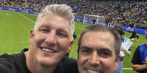 【龙八国际】小猪晒与拉姆合照庆祝德国晋级：团队的胜利，期待淘汰赛