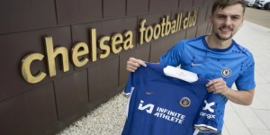 【龙八国际】罗马诺：如果收到不错的报价，霍尔可能在冬窗离开切尔西