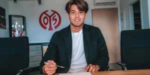 【龙八国际】官方：美因茨签下23岁日本中场佐野海舟 合同至2028年