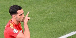 【龙八国际】TA：阿森纳主动放弃祖比门迪 尚未就梅里诺向皇家社会提出报价