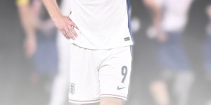 【龙八国际】悲催?30岁凯恩仍无冠，本赛季随拜仁四大皆空+英格兰失欧洲杯