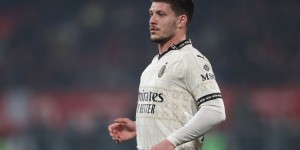 【龙八国际】米体：约维奇腹股沟疼痛，未随塞尔维亚国家队做客瑞士