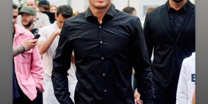 【龙八国际】放飞自我？白发限定！托尼老师将托尼的头发染成了白色?