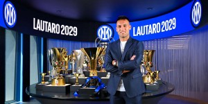 【龙八国际】?⚫续写蓝黑传奇！官方：国米与队长劳塔罗续约至2029年