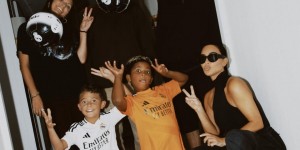 【龙八国际】?卡戴珊更新社媒，晒出与维尼修斯、库尔图瓦、老佛爷等人合影