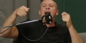 【龙八国际】?卡萨诺：C罗根本不知道怎么踢球，他能进3000球我也不在乎