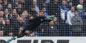 【龙八国际】极限扑出诺丁汉森林绝杀头球！桑切斯荣膺英超官方10月最佳扑救奖