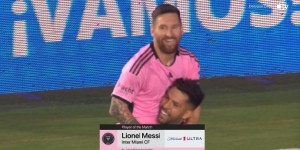 【龙八国际】炸裂?梅西数据：替补出场33分钟戴帽，获9.7分无悬念当选MVP！