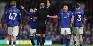 <?php the_title(); ?>