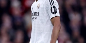 【龙八国际】连续失点！姆巴佩赛后道歉：这是一个巨大错误，我对此负全部责任