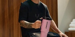 <?php the_title(); ?>