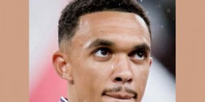 【龙八国际】罗马诺援引镜报消息：利物浦给阿诺德5年9300万欧的续约合同?