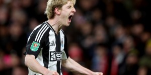 【龙八国际】无脑染红！纽卡足总杯被淘汰，戈登本赛季34场9球6助无缘战利物浦