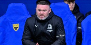 【龙八国际】镜报：鲁尼2月份在迪拜酒店开设足球训练班，起步价七天7500镑