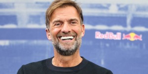 【龙八国际】日媒：克洛普现场观战RB大宫J2揭幕战，获全场球迷掌声