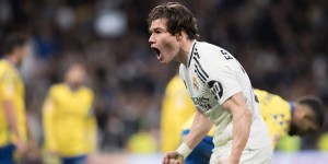 <?php the_title(); ?>