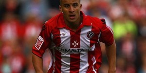 【龙八国际】谢菲联出身的沃克19岁时身价仅5万欧，热刺豪赌590万将其购入