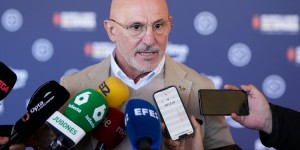 【龙八国际】德拉富恩特：佩德里还有进步空间 亚马尔还有很长的路要走