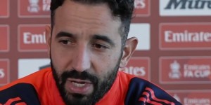 【龙八国际】曼联冬窗无大手笔引援？阿莫林：我们不想再犯以前犯过的错误