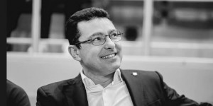 <?php the_title(); ?>