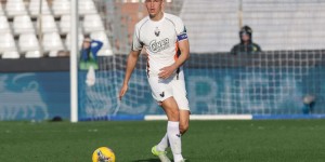 【龙八国际】伊泽斯经纪人：我们正在与国米接触，但也在跟其他俱乐部保持联系