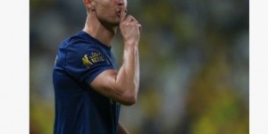 【龙八国际】?‍♂️C罗发绝杀胜利推文，评论区梅西、C罗球迷大乱斗?