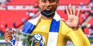 <?php the_title(); ?>