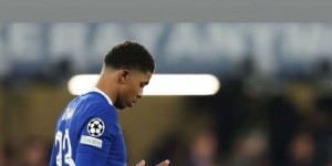 【龙八国际】有望复出？⏳福法纳晒出赛场照，季前赛时曾不幸十字韧带撕裂