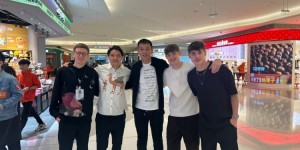 【龙八国际】肖智社媒：近距离对抗德国传奇巨星克劳泽，保持的真好，值得学习