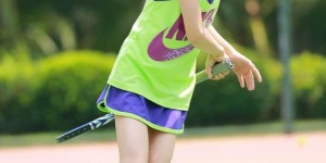 【龙八国际】国内再掀网球热！中国足球名宿为何扎堆送孩子打网球？