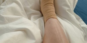 【龙八国际】杨莉娜社媒：最近身体欠佳，久病缠身，愿新的一年健健康康