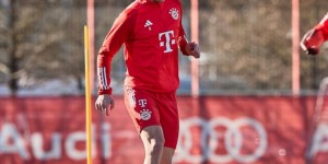 【龙八国际】跟队：基米希计划今天恢复合练，正为出战勒沃库森竭尽全力