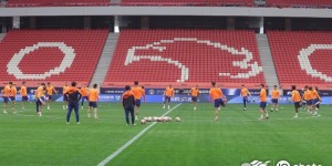 <?php the_title(); ?>