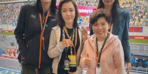 【龙八国际】赵丽娜分享现场观看F1照片：赛车手已就位?️?️?️