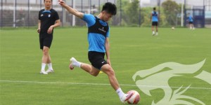 【龙八国际】自信是最好的答案！