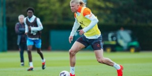 【龙八国际】回来了！哈兰德重返曼城训练，此前已连续伤缺两场