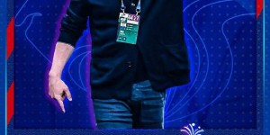 【龙八国际】斯卢茨基53岁生日，申花官博：㊗️我们的主教练生日快乐